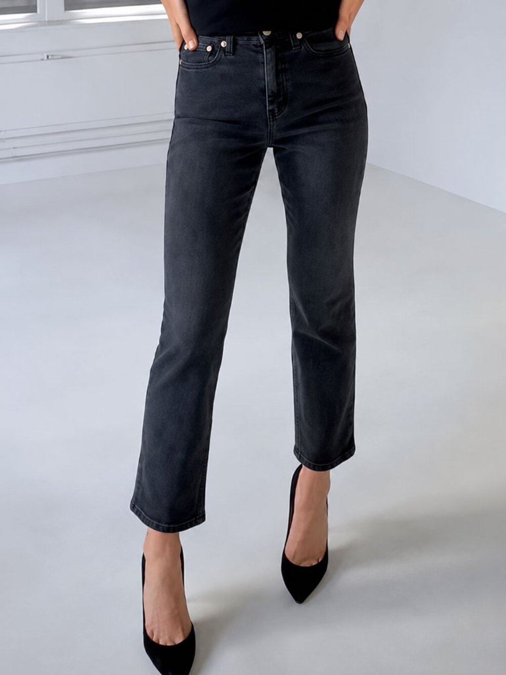 AYR The Yes Yes Yes Jeans in Black 26